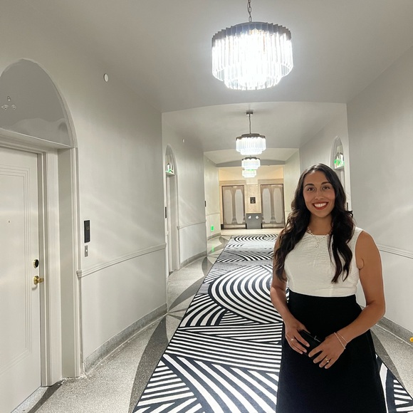 ❣️I’M LIVE 🪩 - Picture 2 of 6